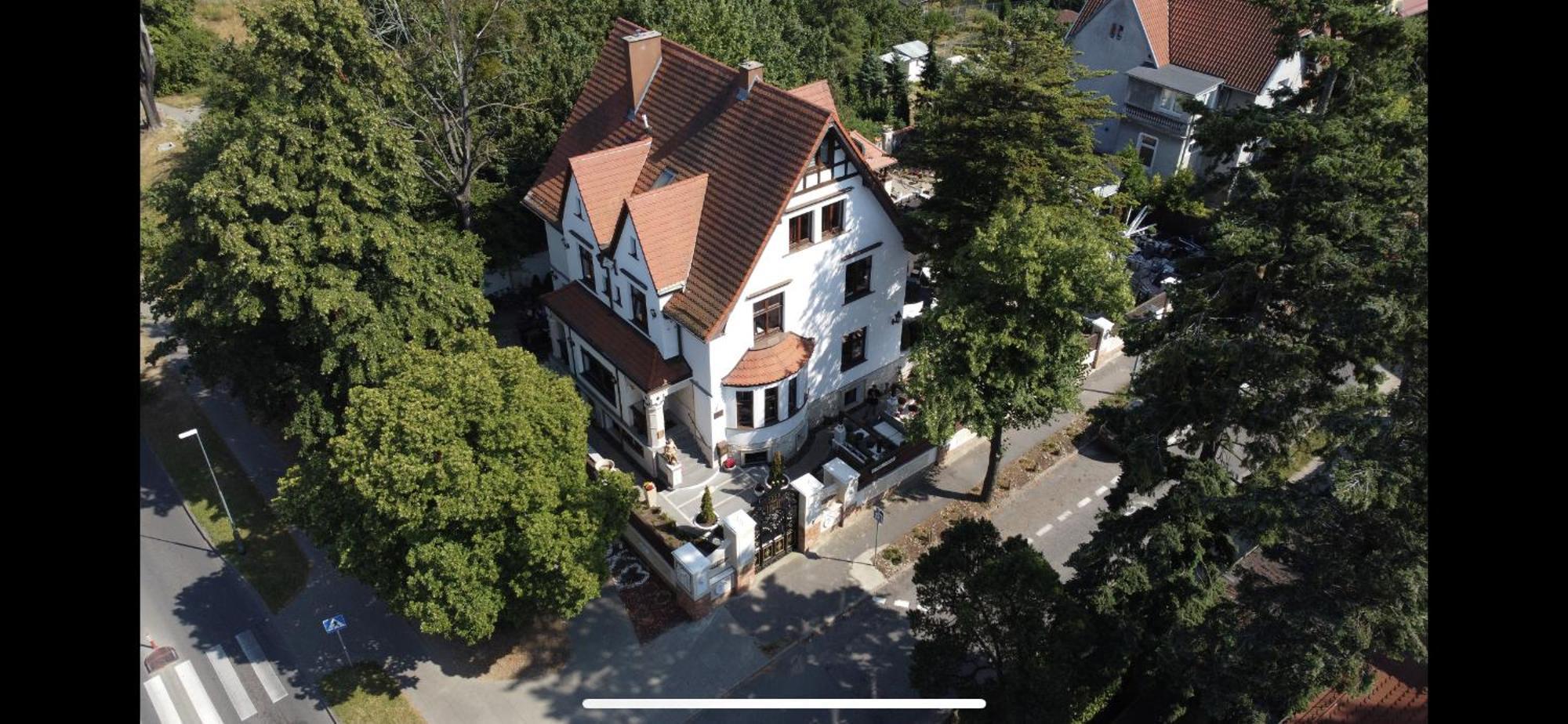 Dworek Oliwski Panzió Gdańsk Kültér fotó